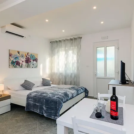 Depozit Apartman